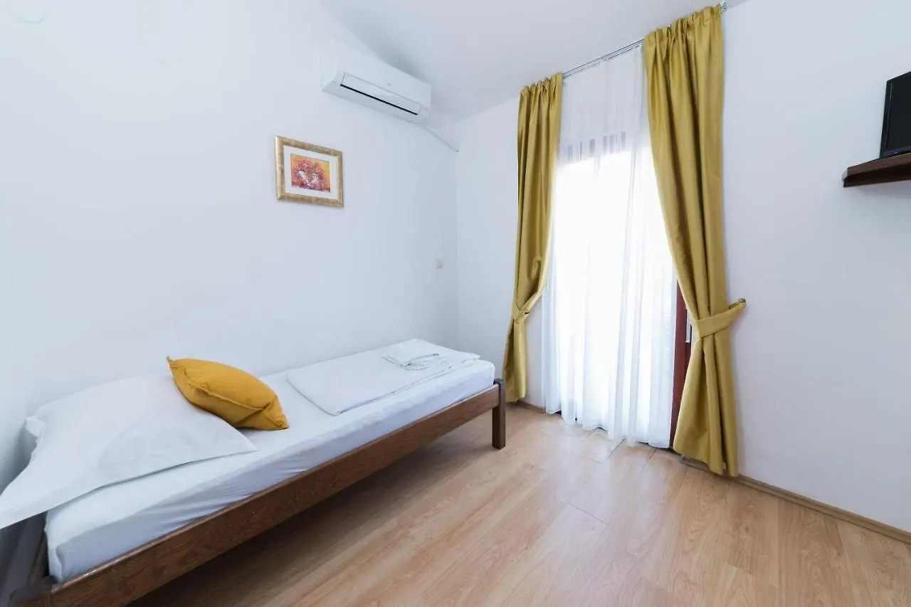 MB Bed&Breakfast Pag Town Kroatien
