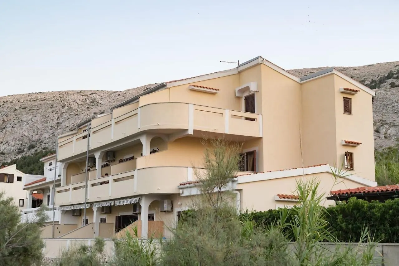 Mb Bed&Breakfast 3*, Pag Town
